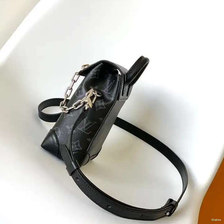 2312YA0058 LV Bags 0818